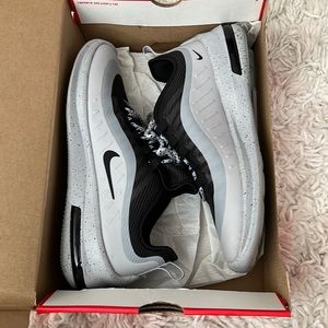Air Max Axis Premium 'Wolf Grey' 9.5